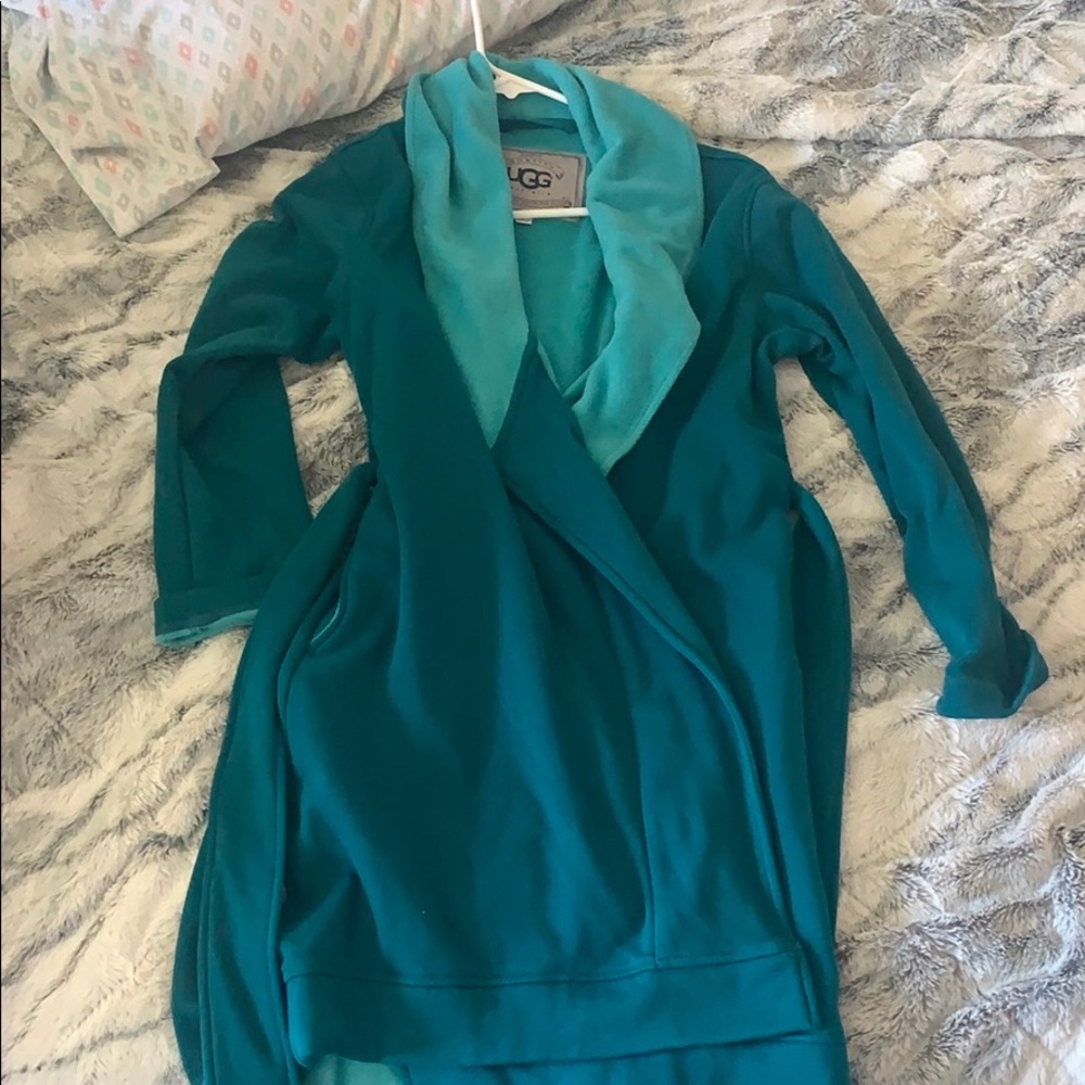 Ugg fleece robe. Never used.